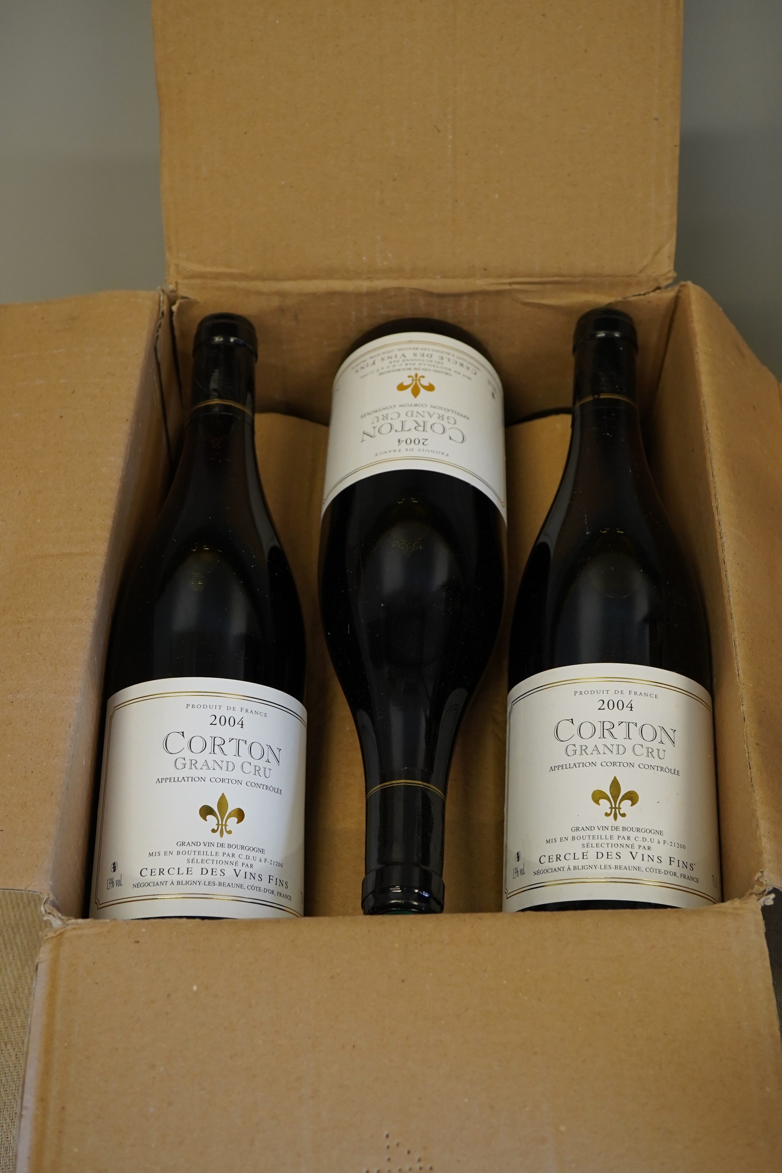 Cercle des Vins Fins, Corton Grand Cru, 2004